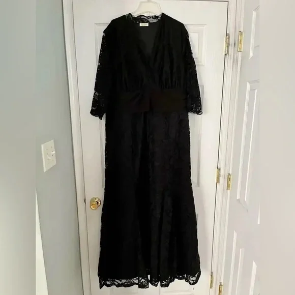 Dresses Davids Bridal Kiyonna Screen Siren Vneck Lace Plus Size